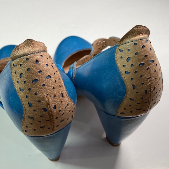 Miz Mooz Solange Leather Maryjane’s Size 7 Turquoise/Tan 3.5” Pump Leaf Strap - Picture 11 of 13